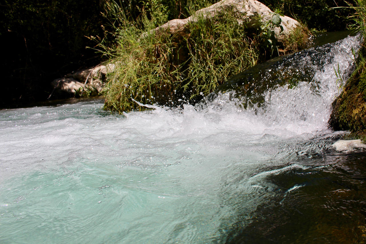 Kühles, klares Wasser des Río Castril